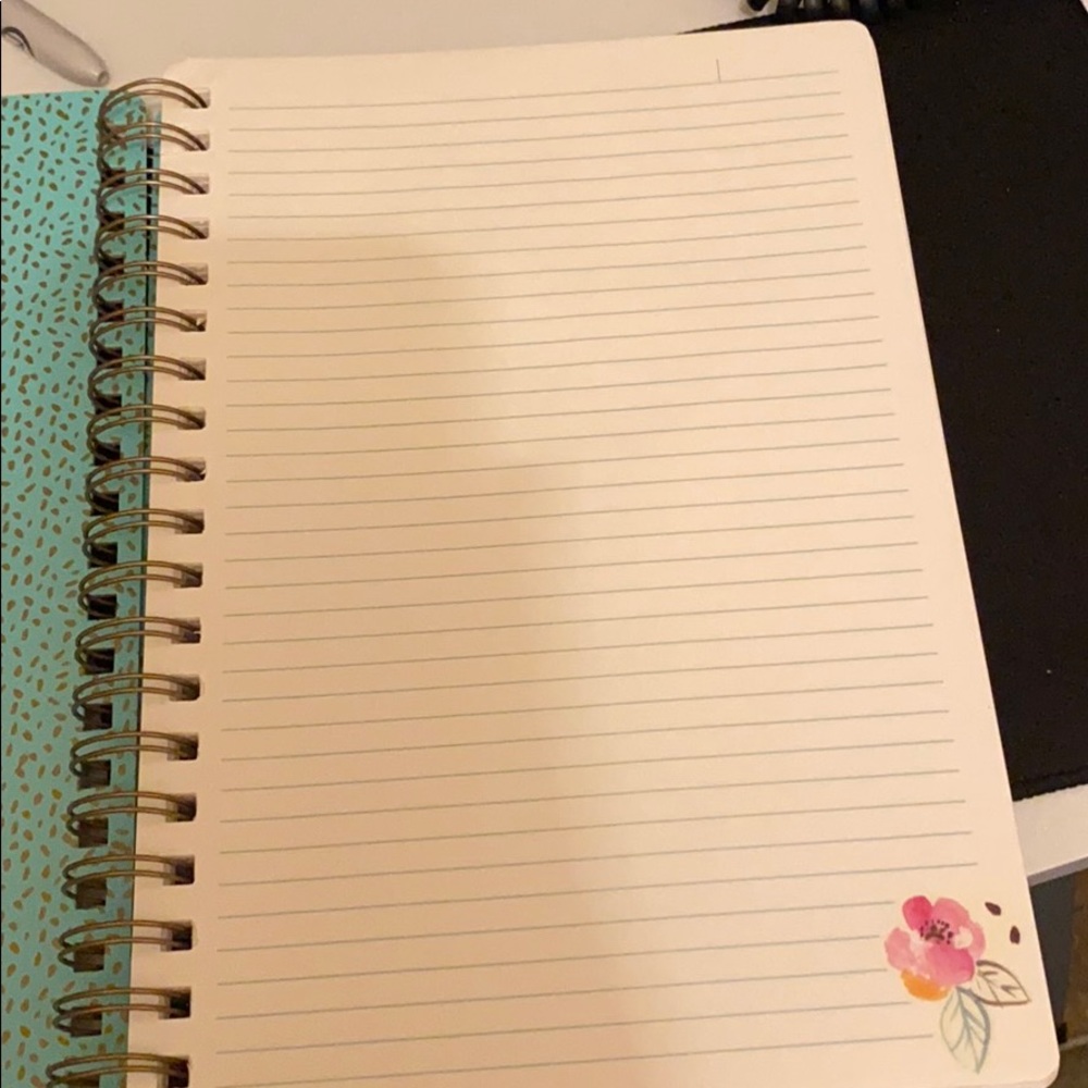 New notebook - Picture 2 of 2